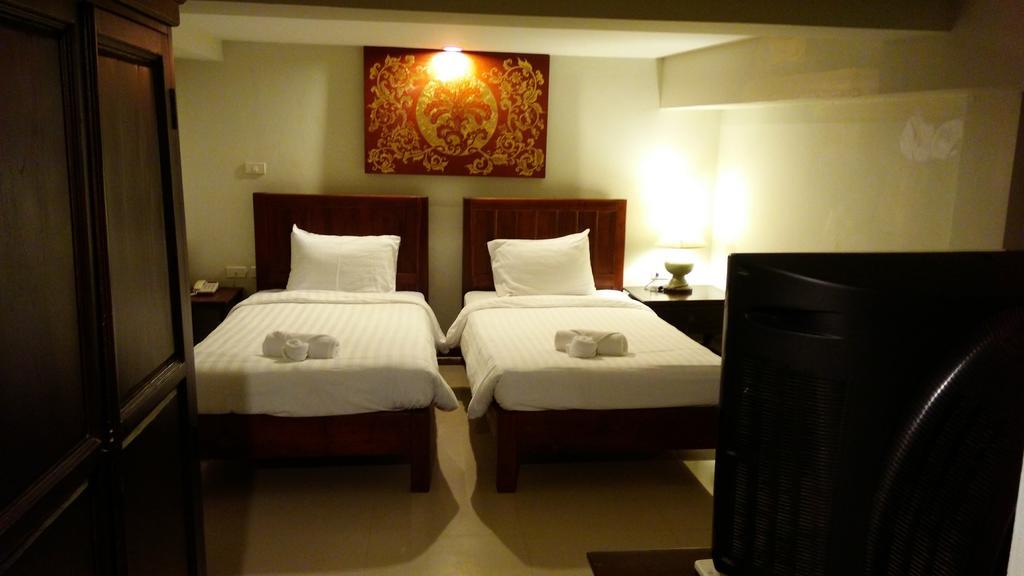 Swankaburi Boutique Hotel Sawankhalok Exterior photo