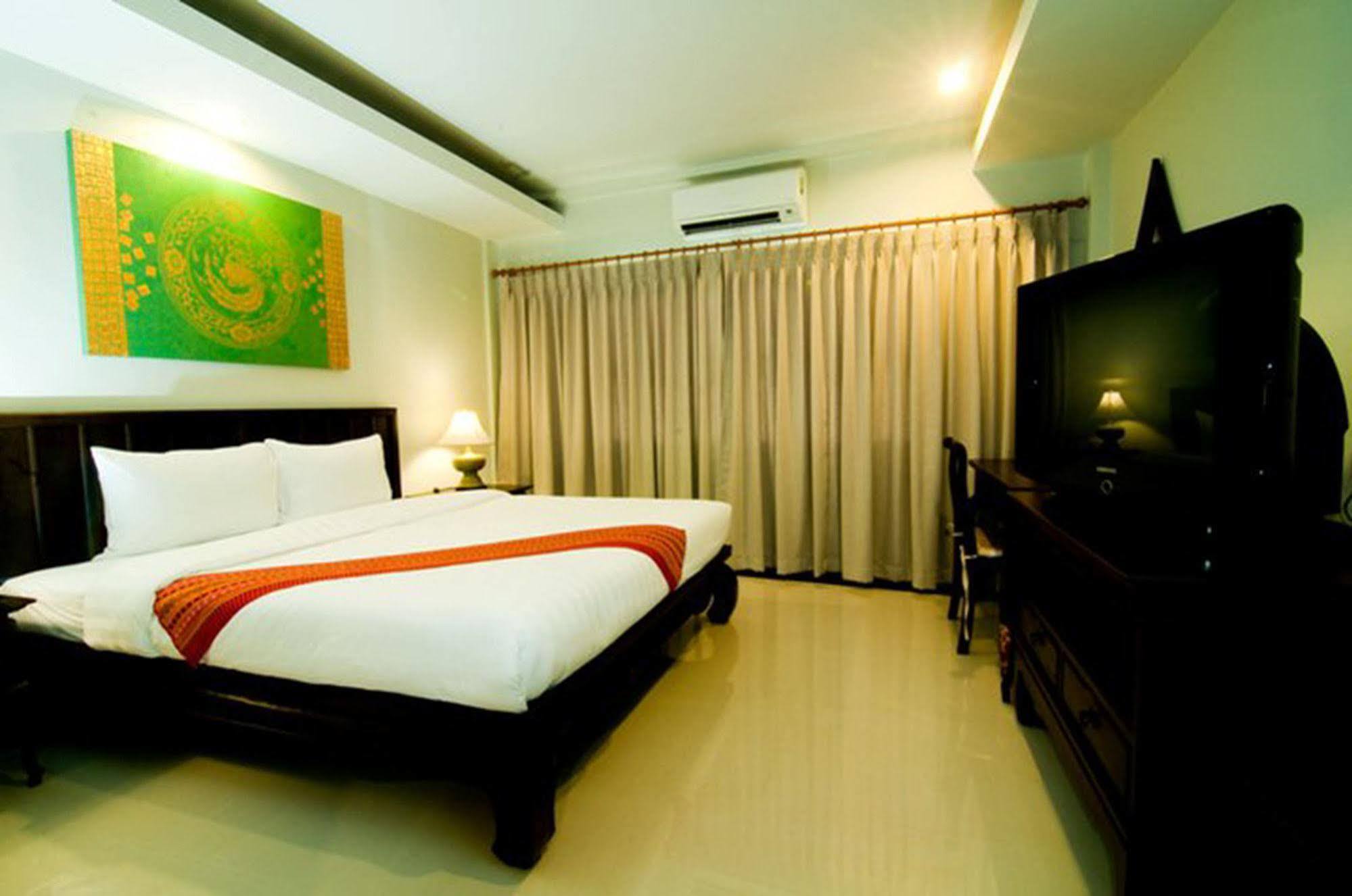 Swankaburi Boutique Hotel Sawankhalok Exterior photo