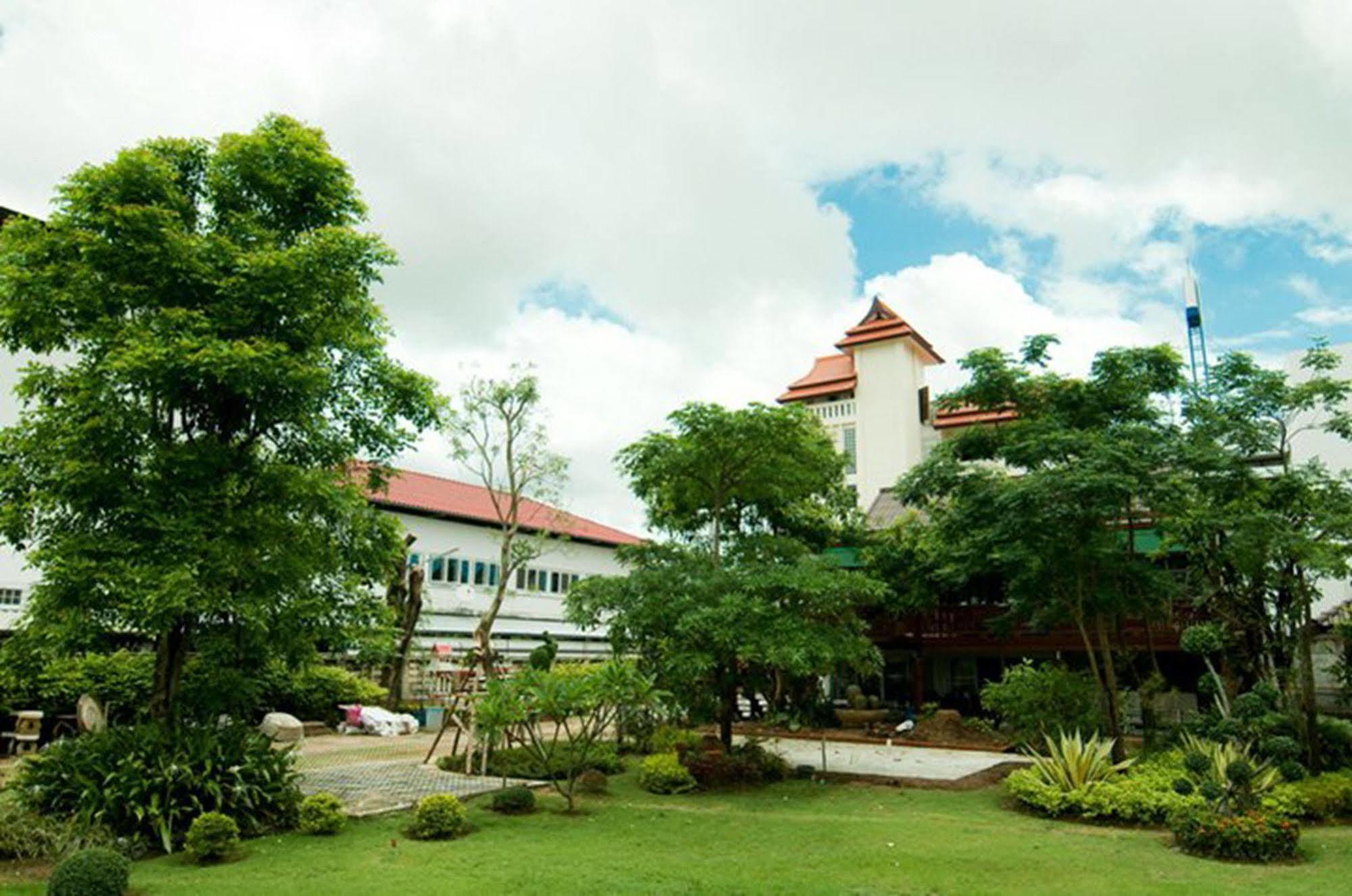 Swankaburi Boutique Hotel Sawankhalok Exterior photo